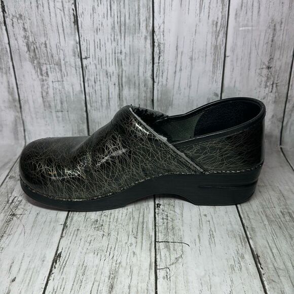 Dansko Clogs Black Slip On Sz 40 9.5 US Gold Scribble Chef Nurse Teacher Shoes - Picture 6 of 14